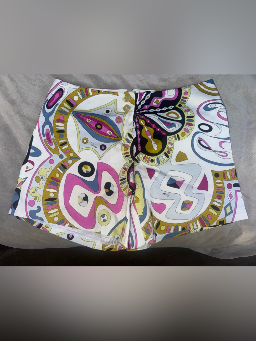 Vintage Emilio Pucci Multicolor Abstract Print Vibrant Shorts Never Worn Sz S